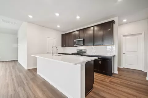 2112 Preakness Dr, Seagoville, TX 75159
