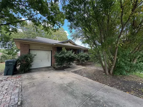 2809 Maple Dr, Garland, TX 75042