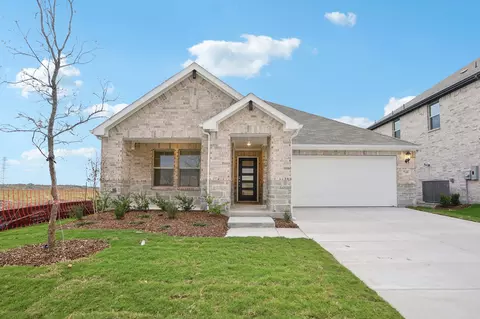 740 Briar Dr, Lavon, TX 75166