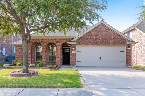 415 Highland Fairway Ln, Wylie, TX 75098