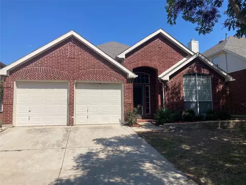 4560 Marguerite Ln, Fort Worth, TX 76123
