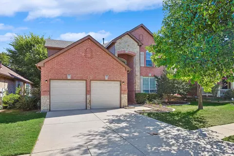 6302 Hawthorn Dr, Denton, TX 76208