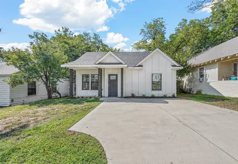 612 W Texas St, Denison, TX 75020