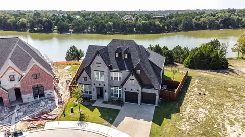2866 Shane Dr, Midlothian, TX 76065
