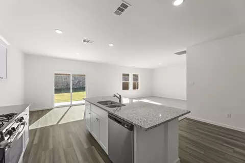 1404 Hamilton St, Howe, TX 75459 photo 8
