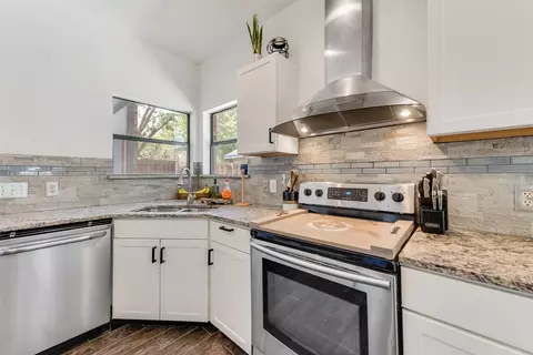 8505 Douglas Ave, Rowlett, TX 75089 photo 12