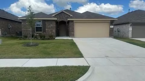 525 Derby Ln, Springtown, TX 76082