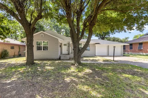 2228 Millermore St, Dallas, TX 75216