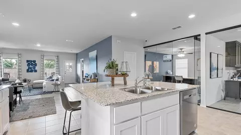 545 Bronze Cir E, Springtown, TX 76082 photo 9