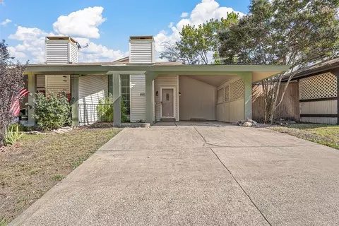 712 Ticonderoga Dr, Garland, TX 75043