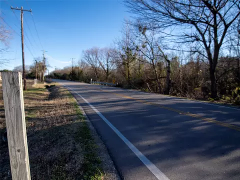 2701 Ames Rd, Lancaster, TX 75134