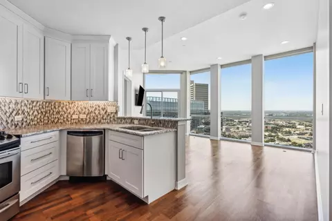 500 Throckmorton St #3008, Fort Worth, TX 76102