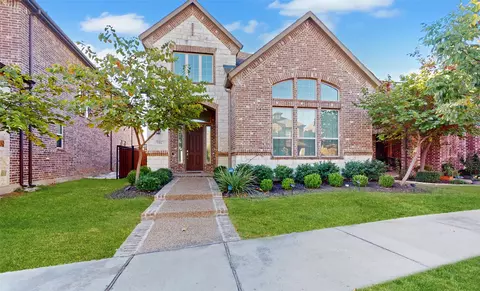 906 Enchanted Wood Dr, Arlington, TX 76005