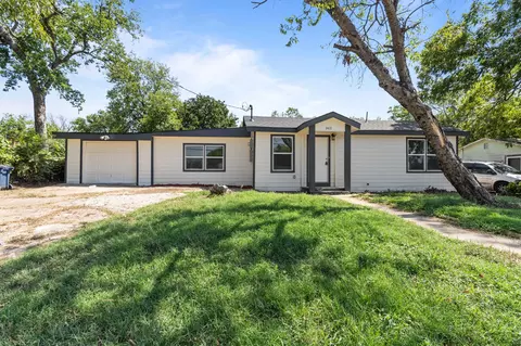 2417 Langston St, Fort Worth, TX 76105