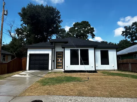 1715 Stoneman St, Dallas, TX 75215