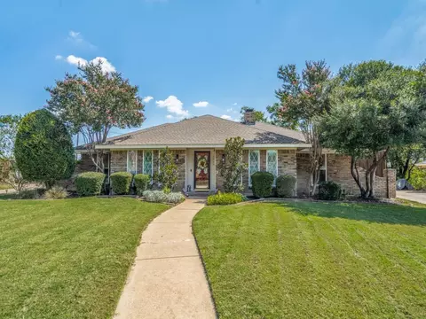 3804 Wagonwheel Ct, Plano, TX 75023