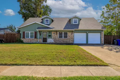 2814 Hollandale Ln, Farmers Branch, TX 75234