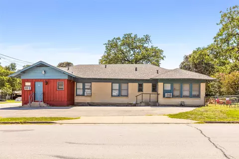 1919 1923 Higgins Ln, Haltom City, TX 76111