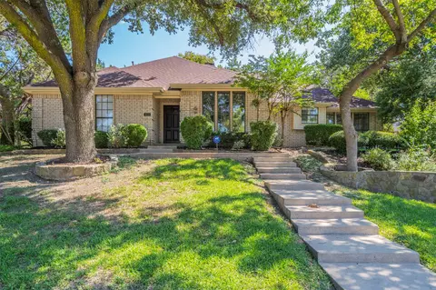 928 Hickory Knob Cir, Cedar Hill, TX 75104