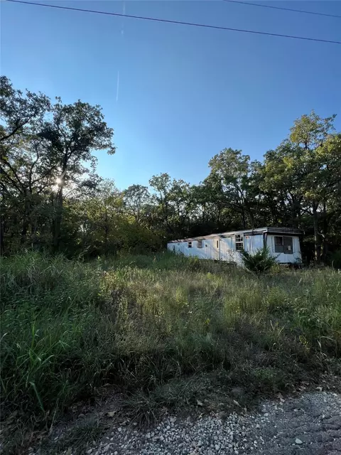 9374 Amy Dr, Hawk Cove, TX 75474