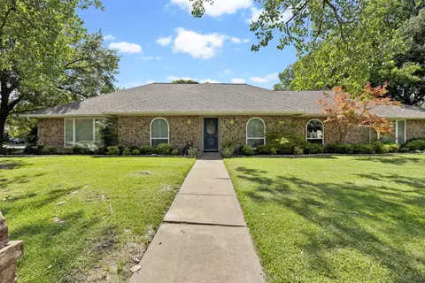 6901 Tumbling Trl, Fort Worth, TX 76116