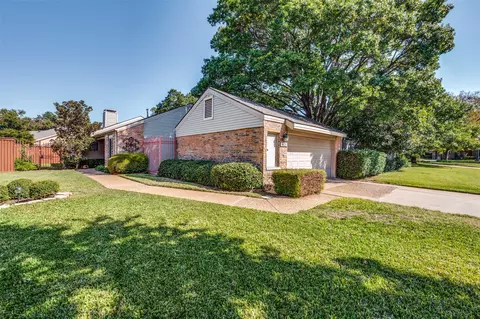 4025 Winter Park Ln, Addison, TX 75001