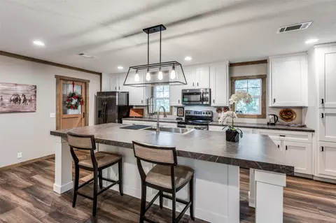 404 E Austin St, Anna, TX 75409 photo 9
