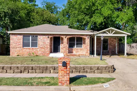 309 Terry Rd, Hurst, TX 76053