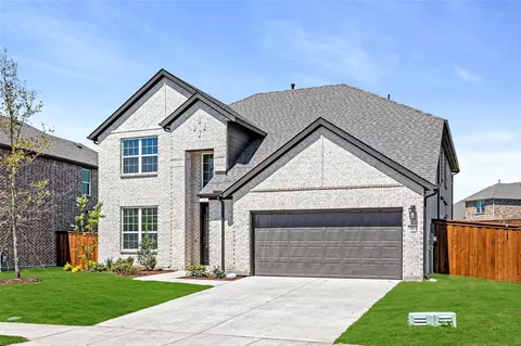 1627 Glacier Dr, Forney, TX 75126