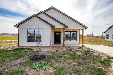 106 Don Ln, Itasca, TX 76055