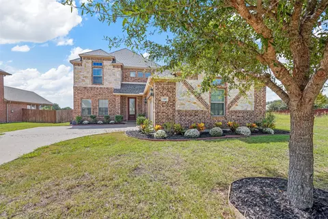 300 Joseph Dr, Glenn Heights, TX 75154