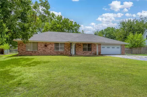 1414 E Marseille St, Sherman, TX 75090
