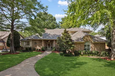 2314 Bluffview Ct, Arlington, TX 76011