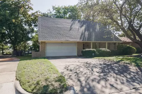 5236 Pennridge Ln, Dallas, TX 75241