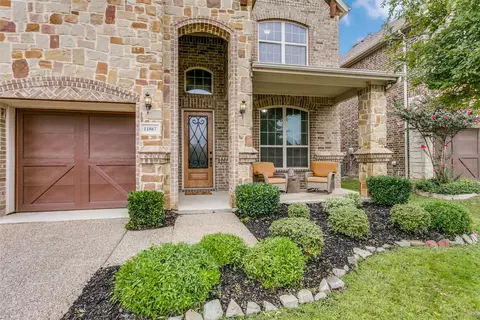 11867 Hideout Trl, Euless, TX 76040 photo 2