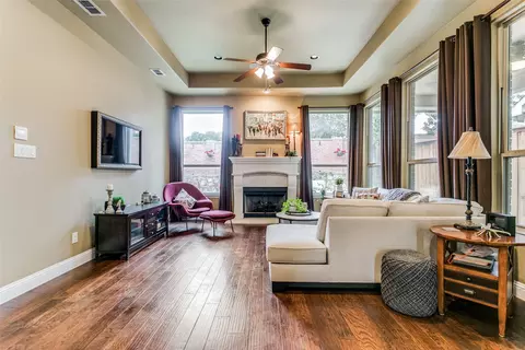 11867 Hideout Trl, Euless, TX 76040 photo 8