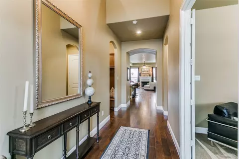 11867 Hideout Trl, Euless, TX 76040 photo 4