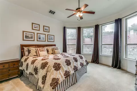 11867 Hideout Trl, Euless, TX 76040 photo 18