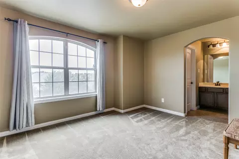 11867 Hideout Trl, Euless, TX 76040 photo 32