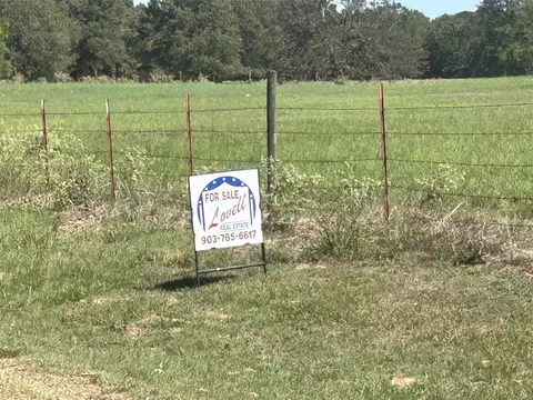 3418 45080 Rd, Arthur City, TX 75411