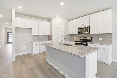 10657 Tuccenen Dr, Fort Worth, TX 76179