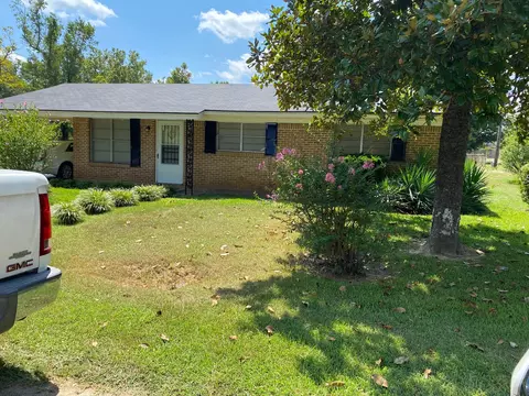 200 Plymouth St, Cullen, LA 71055