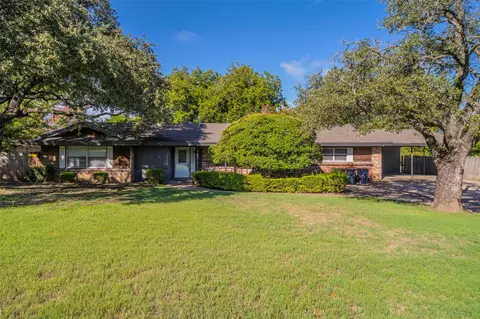1212 S Mill St, Weatherford, TX 76086