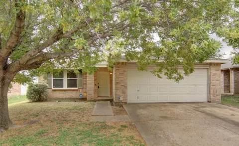 12117 Wolfson St, Crowley, TX 76036