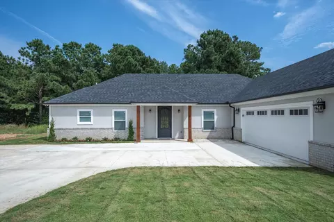572 Imagine Dr, Lindale, TX 75771