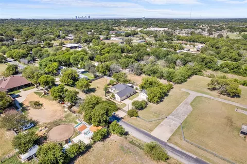 4905 Garden Ln, Fort Worth, TX 76119