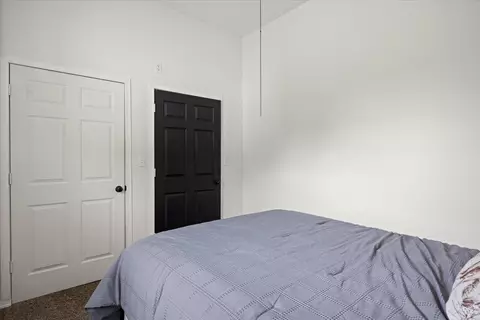 Bedroom - 562 Barnes Rd, Cleburne, TX 76031 photo 2 of 5