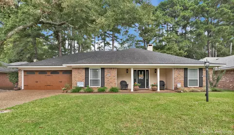 9933 Beaver Creek Dr, Shreveport, LA 71106