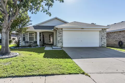 9432 Pastime Ct, Fort Worth, TX 76244
