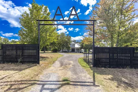 5439 Fm 1569, Farmersville, TX 75442